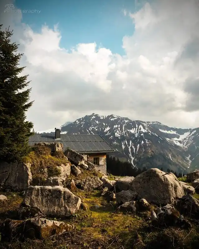 Gebirgshütte